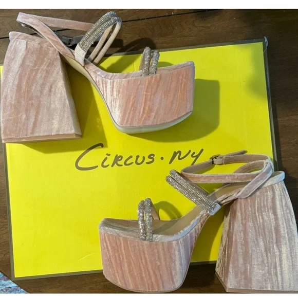 MilaJewel Sam Edelman Circus Ny ankle strap platform sandals. Extraordinary. - Picture 6 of 16